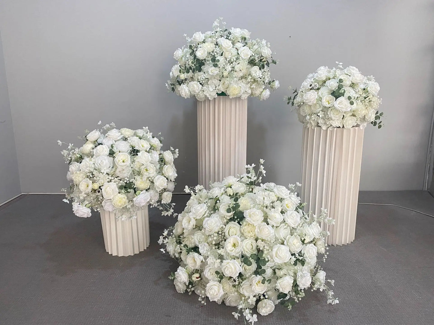 Customized hydrangea Rose Aritificial Flower Ball Road Leading White Silk Flower Ball Wedding Decoration Table Centrepiece decor